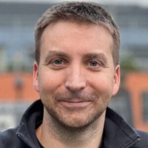 headshot Jan Szilagyi
