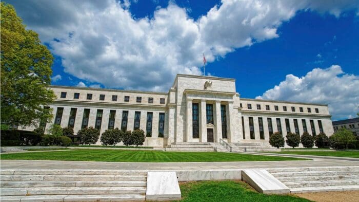 Fed Delivers Dovish Shift, Restarts Rate-Cutting Cycle