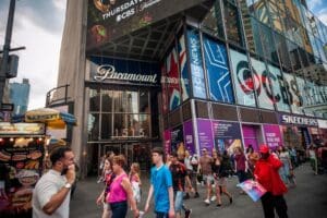 Bypassing the Boardroom: What Paramount vs. Netflix Teaches About Control Bypassing the Boardroom: What Paramount vs. Netflix Teaches About Control