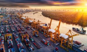 Shipping Stocks Catch a Windfall as Freight Markets Go Vertical